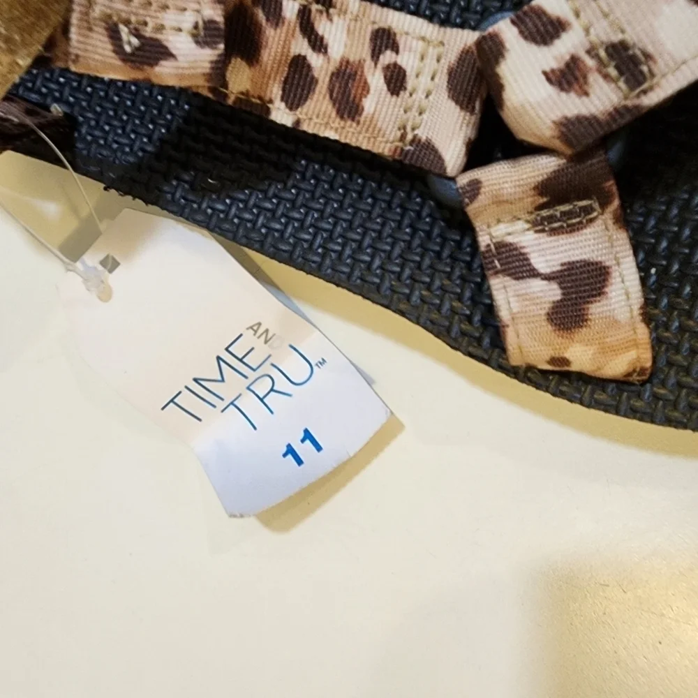 Time Tru leopard Sandals size 11 NWT